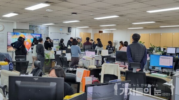인천시 하위직 공무원이 뽑은 ‘5명 실·과장 최강자’ 누구?